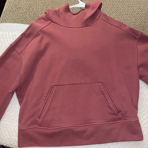 Xs Alo Yoga hoodie - Picture 4 of 4